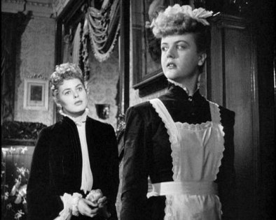 Ingrid-Bergman-and-Angela-Lansbury-in-Gaslight-1944